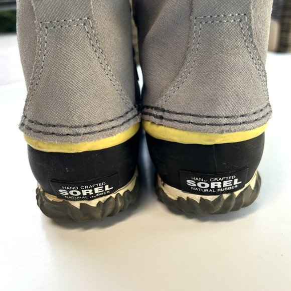 Sorel Size 7 Out n About Rain Boots Zest/Dove Patent Leather Vulcanized Rubber - Picture 4 of 9